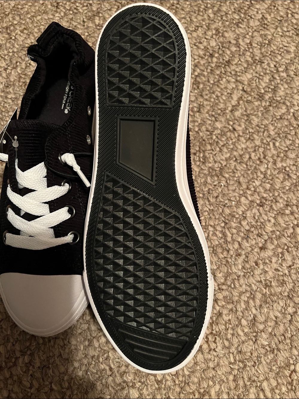 Falls Creek Black and White Slip-On Athletic Sneakers - Picture 3 of 6